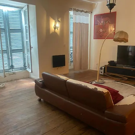 Sympa Vintage Centre 90m2 * Pau